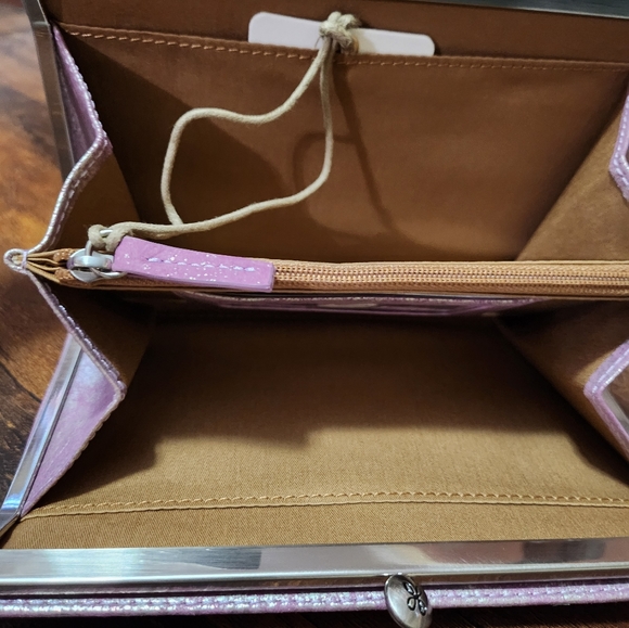 Violet Wristlet in Violet metallic by HOBO - Picture 8 of 9